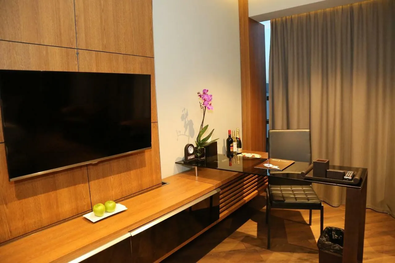Golden Palace Hotel Tbilisi 5*,