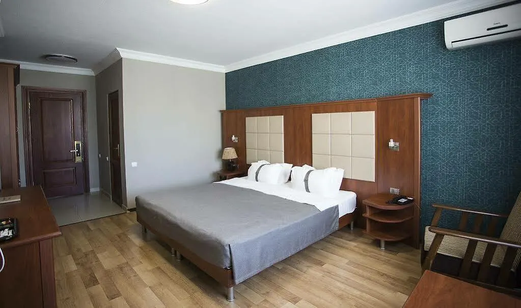 Golden Palace Hotel Tbilisi 5*,