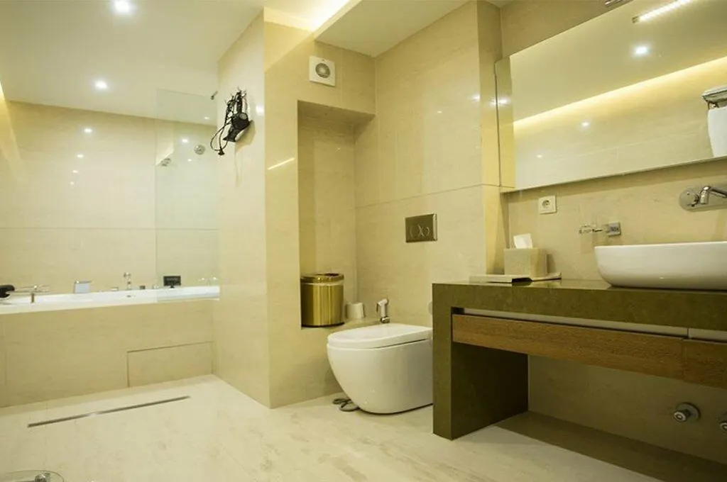 Golden Palace Hotel Tbilisi 5*,  Georgia