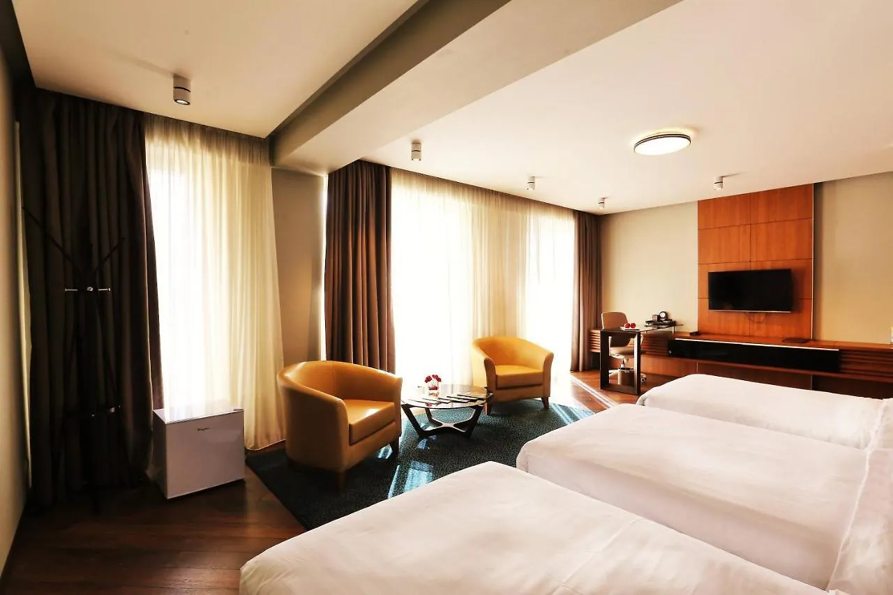 *****  Golden Palace Hotel Tbilisi Georgia